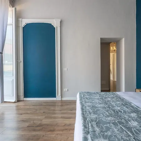 Palazzo Ravenna * Кальяри