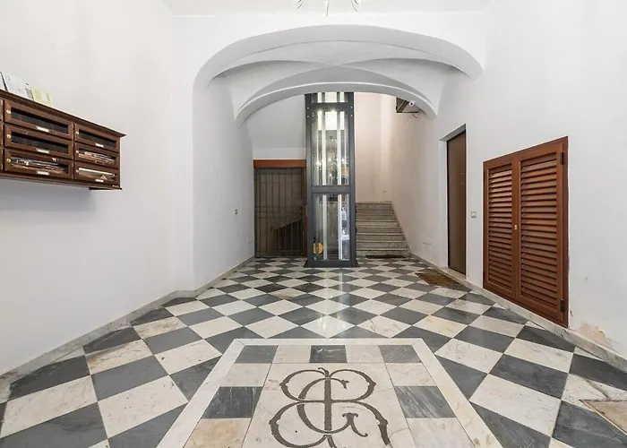 Palazzo Ravenna *